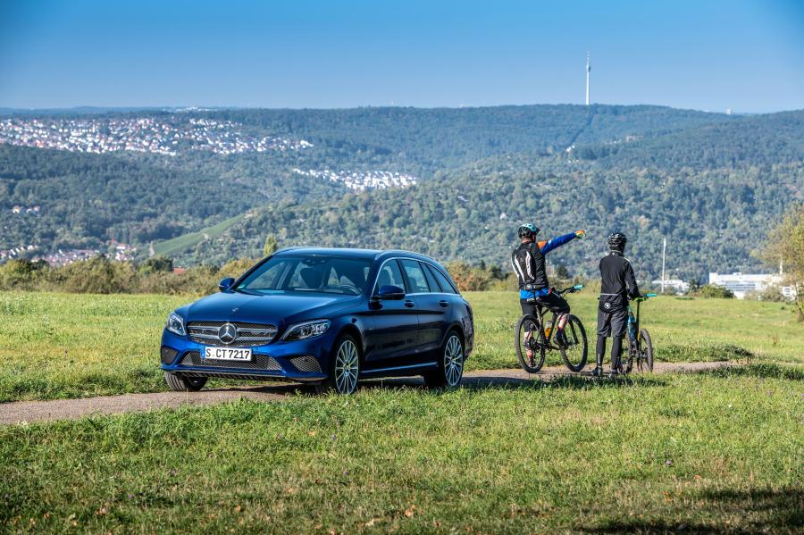  Mercedes-Benz C300 de Estate (S205) 2018 года  (WW) (фото 1 из 17)